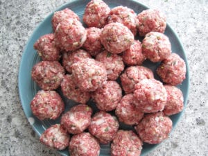 Meatballs Ready to Brown