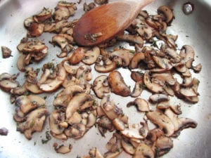 Cooked Mushrooms with Thyme